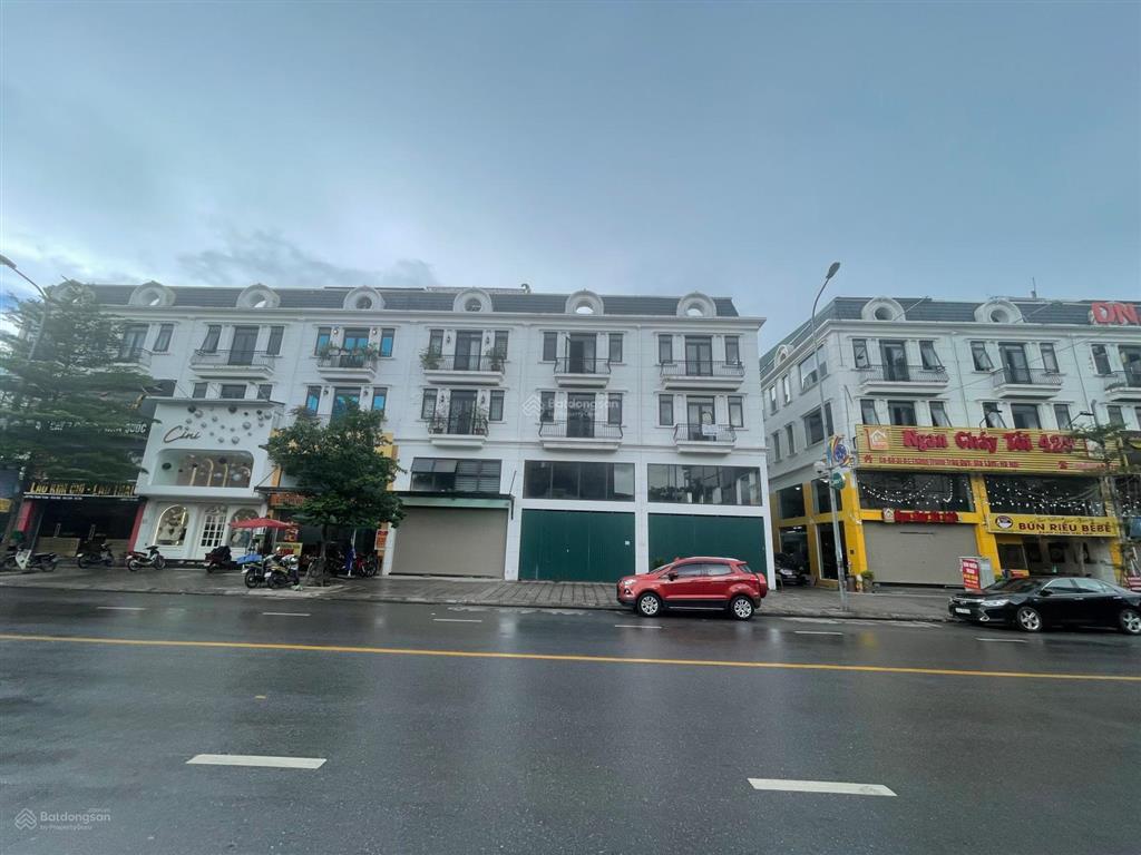 Bán nhà mặt phố thành trung dtich 90m2 / mt 6m xây 5 tầng, đang cho ngân hàng thuê 60tr / tháng