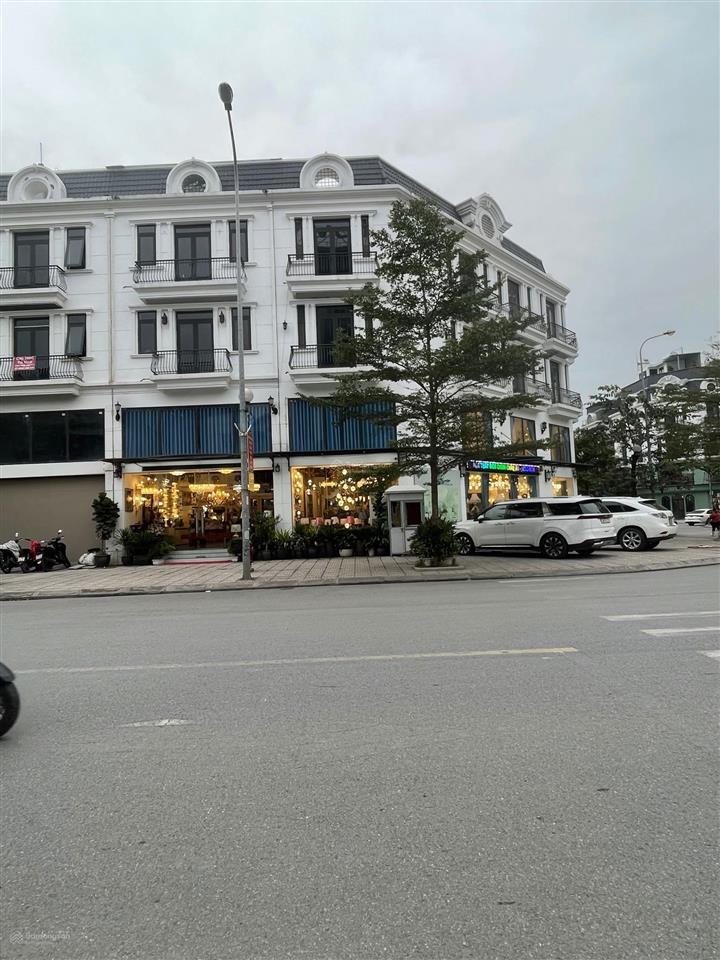 Bán gấp nhà mặt phố thành trung kinh doanh sầm uất hoàn thiện đẹp  0962 712 ***