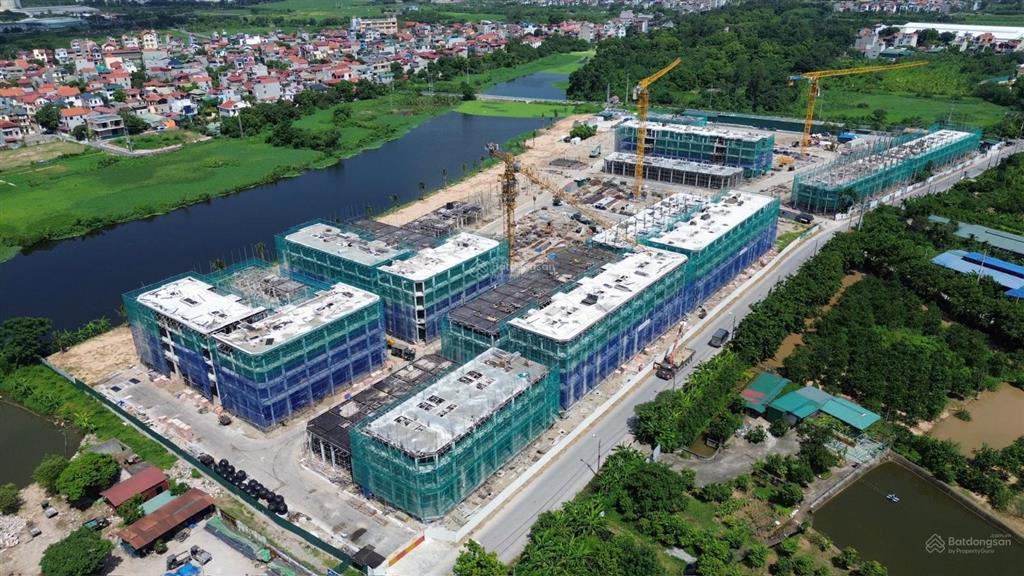 Bán shophouse 75m / mt 5m xây 4 tầng đường 24m , kinh doanh tốt , giá tốt nhất thị trường