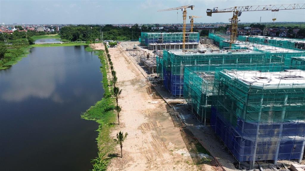 Cực sốc chỉ hơn 20 tỷ sở hữu btsl 118m / 2 mt 8m xây 4 tầng view sông, view công viên, kd tốt