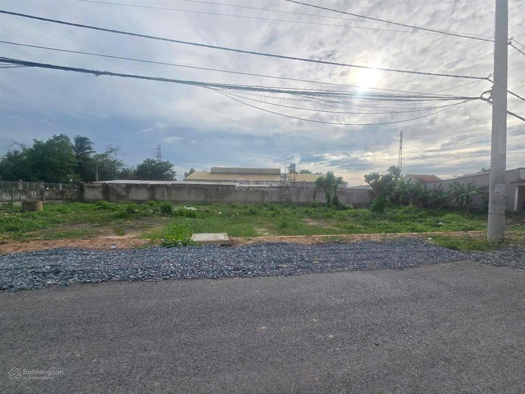 Bán đất mặt tiền đường huỳnh thị dần, bình mỹ củ chi. chỉ 2.35 tỷ/ dt 136.2m2 full thổ (5 x 27.5m)