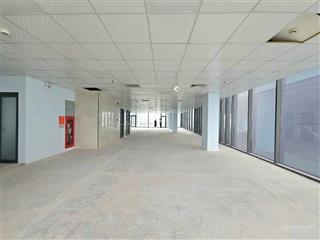 Cho thuê văn phòng bến vân đồn quận 4