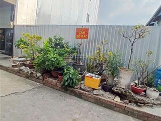 Bán đất hxh nguyễn văn quá  gần nhà hàng phương đông  quận 12 chỉ 4.x tỷ.