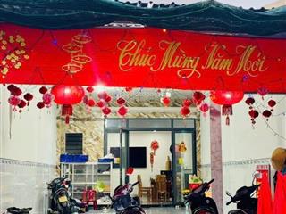 Bán căn nhà diện tích đất 128.4m2 ngang 5.2m mặt tiền chợ dĩ an 2 kinh doanh buôn bán sầm uất