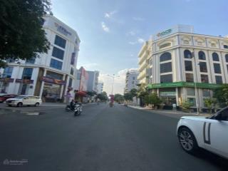 Bán lô đất 133m2 ngang 5m vị trí đẹp đường số 9 khu trung tâm hành chính dĩ an. giá tốt