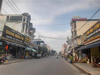 Bán cặp đất 200m2 ngang 10m vị trí đẹp đường d1 khu dân cư vietsing đang cho thuê 22tr. giá tốt