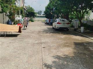 Bán lô đất 75m2 ngang 5m thổ cư 100% khu dân cư thành lễ vincom 550 giá 3.6 tỷ