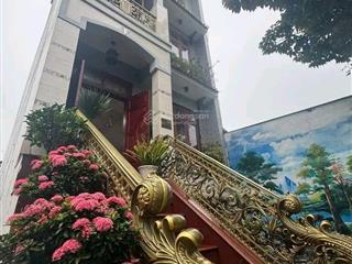 Bán căn nhà vip xây tâm huyết giá tốt thích hợp ở và kinh doanh