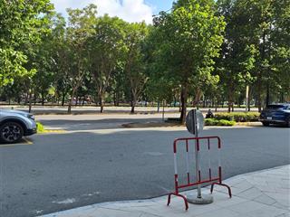 Shophouse khối đế, góc 2 mặt tiền maichitho, đẹp, kd tốt.