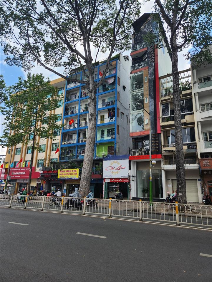 Chính chủ bán nhà mặt tiền nguyễn trãi khu áo cưới quận 5, 5x12m 4 lầu chỉ 24.5 tỷ