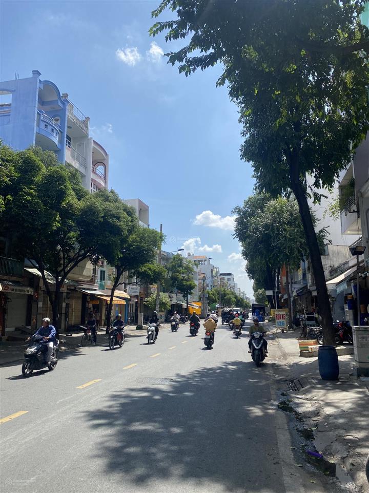 Bán nhà mặt tiền nguyễn trãi quận 5, 4x18m 4 lầu nhà mới chỉ 38 tỷ