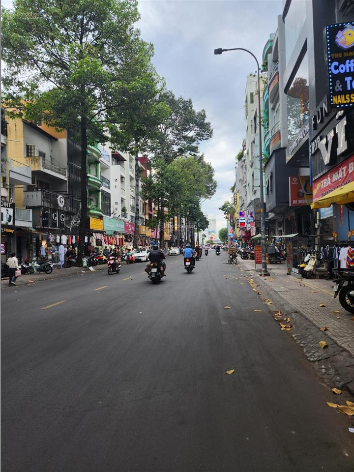 Bán nhà 5 lầu mặt tiền trần hưng đạo p11, q5 4.5x14m nở hậu 5.5m chỉ 28 tỷ