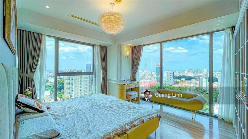 Chính chủ cần bán vip penthouse, góc 2 ban công siêu hiếm  nội thất đẳng cấp  0932 560 ***