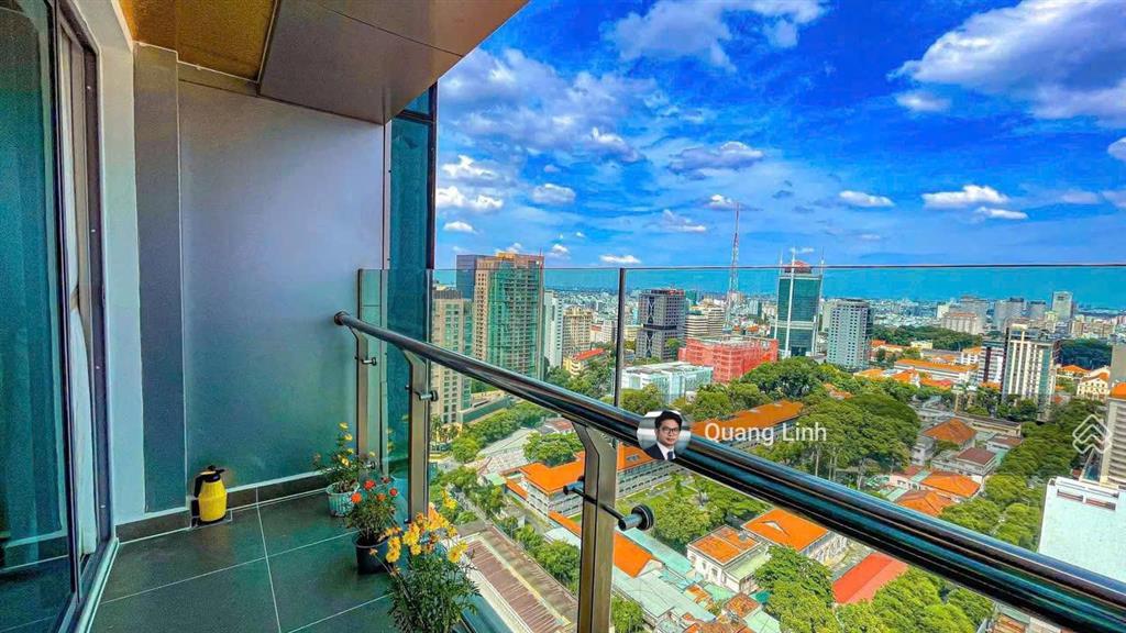 Chính chủ cần bán vip penthouse, góc 2 ban công siêu hiếm  nội thất đẳng cấp  0932 560 ***
