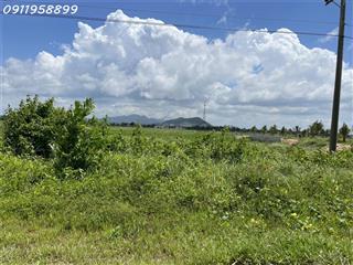 Bán 47m x 45m đất thổ cư mặt tiền hùng vương, tân tiến, lagi giảm 50% 310 triệu/m ngang view biển