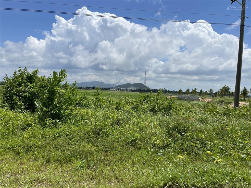 Bán 47m x 45m đất thổ cư mặt tiền hùng vương, tân tiến, lagi giảm 50% 310 triệu/m ngang view biển