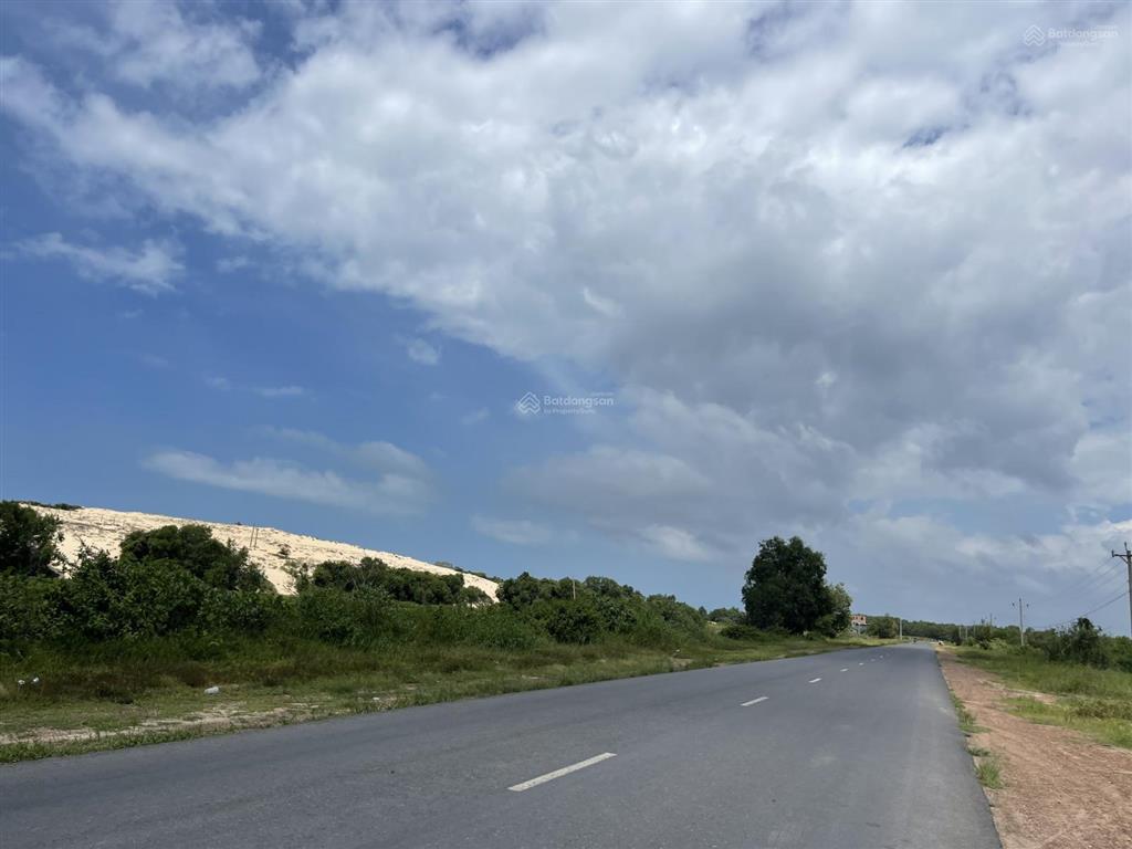 Bán 47m x 45m đất thổ cư mặt tiền hùng vương, tân tiến, lagi giảm 50% 310 triệu/m ngang view biển