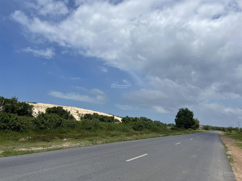 Bán 47m x 45m đất thổ cư mặt tiền hùng vương, tân tiến, lagi giảm 50% 310 triệu/m ngang view biển