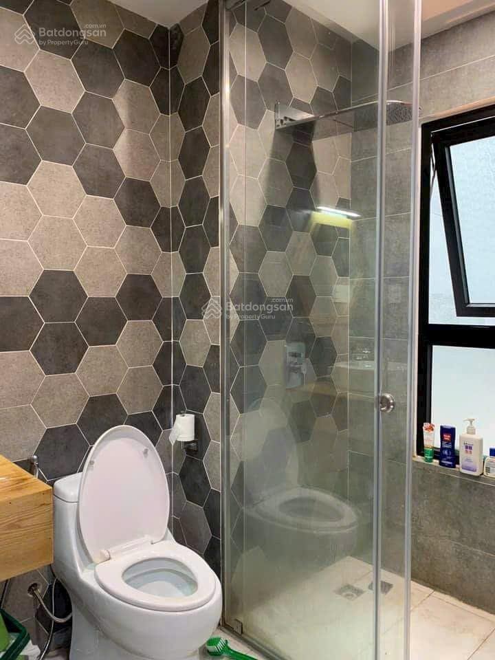 Bán gấp nhà phố đường 14m kdc conic 13b. diện tích 7x18m gồm 1 trệt 3 lầu. giá 12 tỷ thương lượng