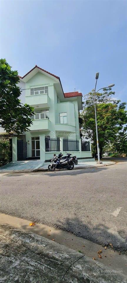 Chính chủ bán gấp căn nhà góc 2 mặt tiền kdc conic 13b. diện tích 8,5x18m gồm 1tr, 2l. giá 13tỷ3 tl