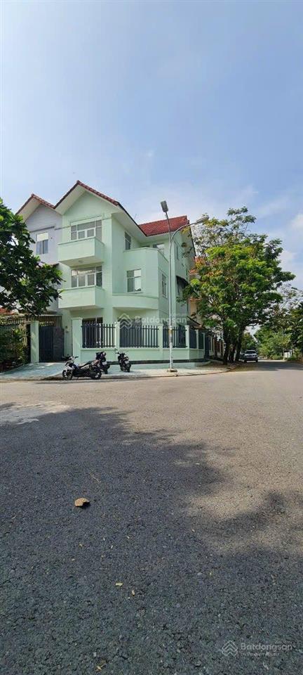 Chính chủ bán gấp căn nhà góc 2 mặt tiền kdc conic 13b. diện tích 8,5x18m gồm 1tr, 2l. giá 13tỷ3 tl