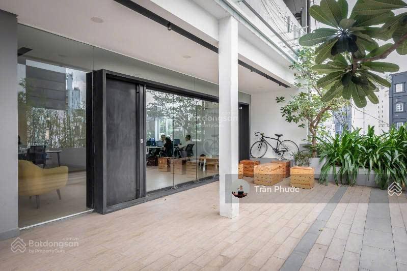 Cho thuê nhà mt đường lê thị riêng, phường bến thành, quận 1, ngang 8x15m dtsd 140m2