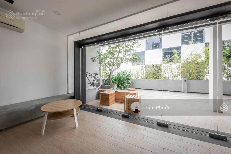 Cho thuê nhà mt đường lê thị riêng, phường bến thành, quận 1, ngang 8x15m dtsd 140m2