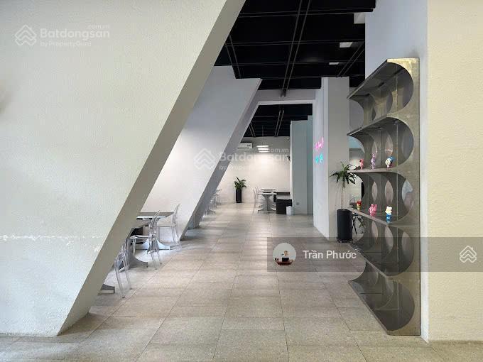 Cho thuê biệt thự sân vườn đường võ thị sáu, phường võ thị sáu, quận 3 dtsd 1000m2 ngang 28m