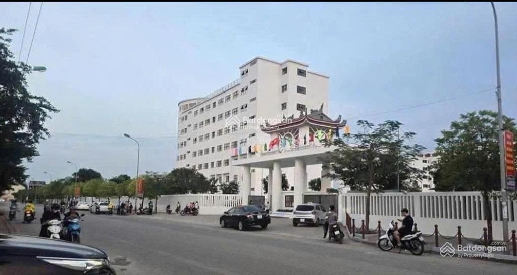 Chính chủ bán lk18 khu mở rộng giá rẻ bất ngờ, đường 15,5m giáp trường tài chính ngân hàng.