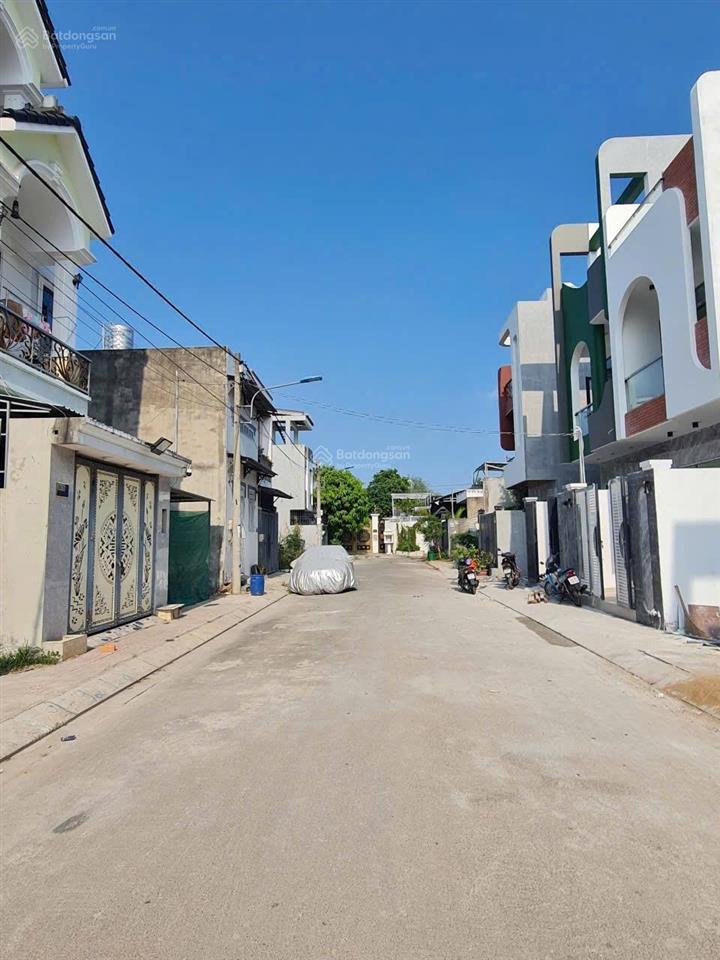 Bán nhà mới 1t2l kdc đặng gia phát, gần làng đại học long phước