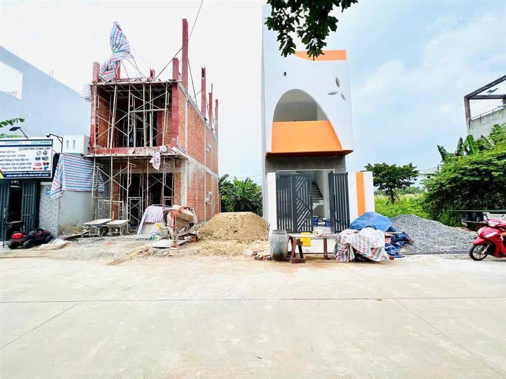 Bán nhà đẹp kdc châu long p.long phước ( quận 9 )