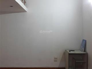 Cho thuê căn hộ tập thể phố huế tầng 3 trung tâm phố cổ, 30m2 có gác xép, ảnh thật, nhận ở ngay