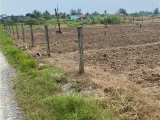 Bán nhanh 300m2 đất thổ view kênh, gần 827e, đường vành đai 4