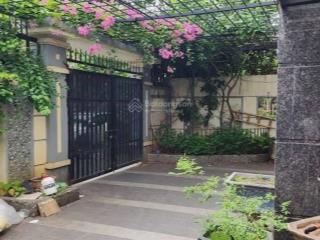 Bán biệt thự hoa phượng lô góc  310m2 nhà hoàn thiện, giá tốt nhất khu  0836 670 ***