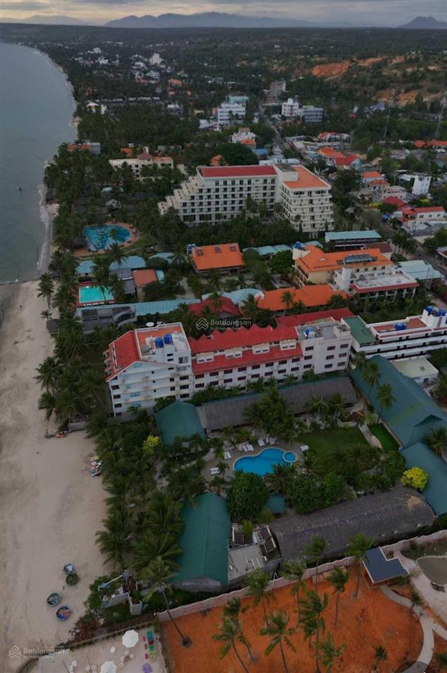 Bán đất mặt tiền đường huỳnh thúc kháng, hàm tiến, 533m2, mặt tiền 13m, view biển, giá 27tr/m2