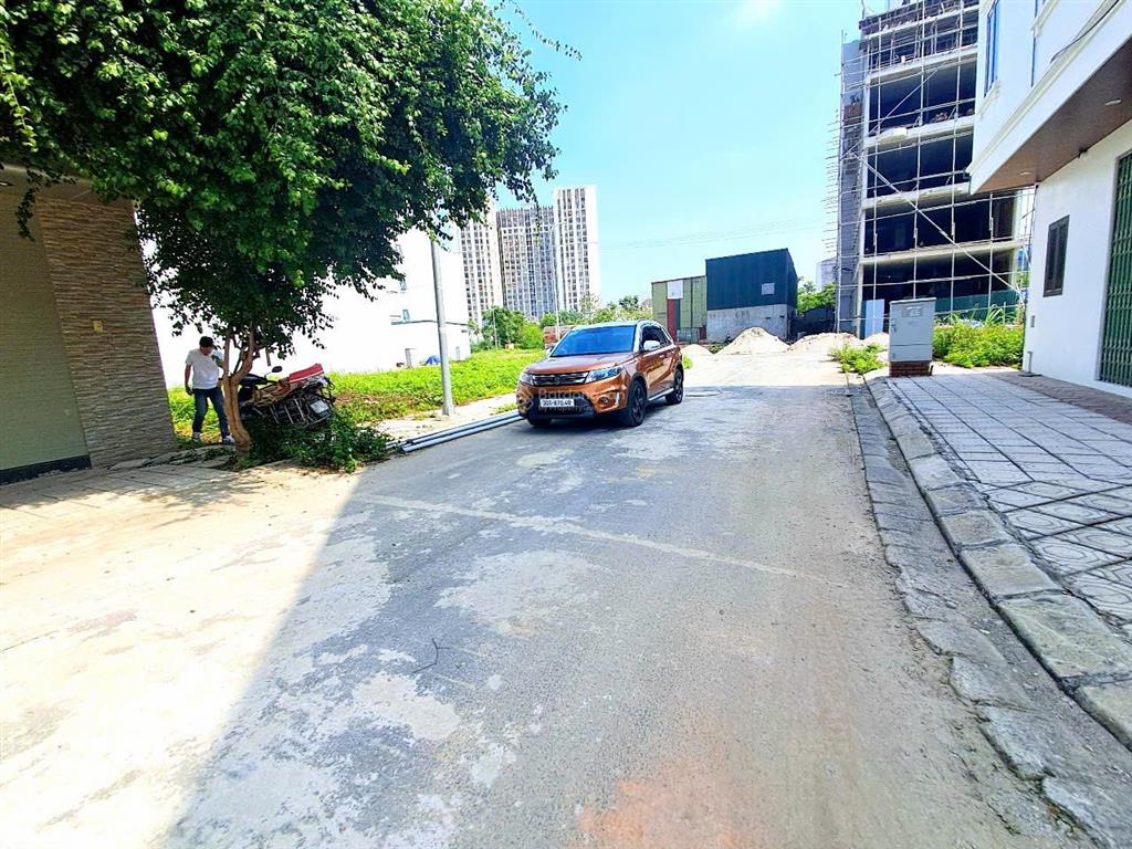 8 tỷ 52m2 đất liền kề vỉa hè 2.5m đường nhựa 12m khu 25 hecta vân canh sát vành đai 3.5