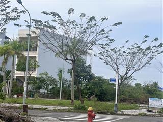 Bán bờ quan 6  lô đông nam rẻ nhất khu bờ quan