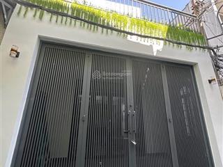Bán nhà ngay bà hom q. 6 dt 5.1 x 13 nhà mới tặng nội thất. giá 6.5 tỷ
