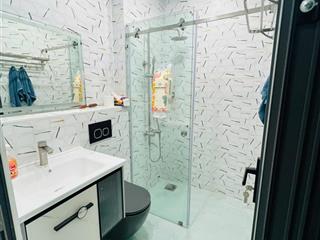Bán nhà vị trí đẹp mặt tiền nguyễn tiểu la  quận 10  (3.5x11.5m)  3 tầng  giá 10.9 tỷ