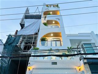 Nhỉnh 12 tỷ hxh thành thái, p.14, q.10  4x13m 4 tầng vị trí đẹp, ở ngay, hđt 20tr/tháng