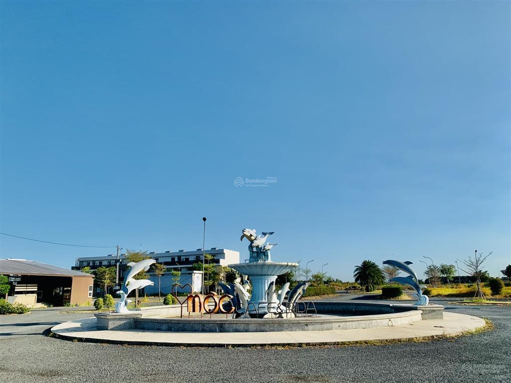 Bán gấp nền đất sổ đỏ 1,35 tỷ/80m, vị trí đẹp. bán lỗ so với giá gốc mua từ cđt 0909 063 ***.