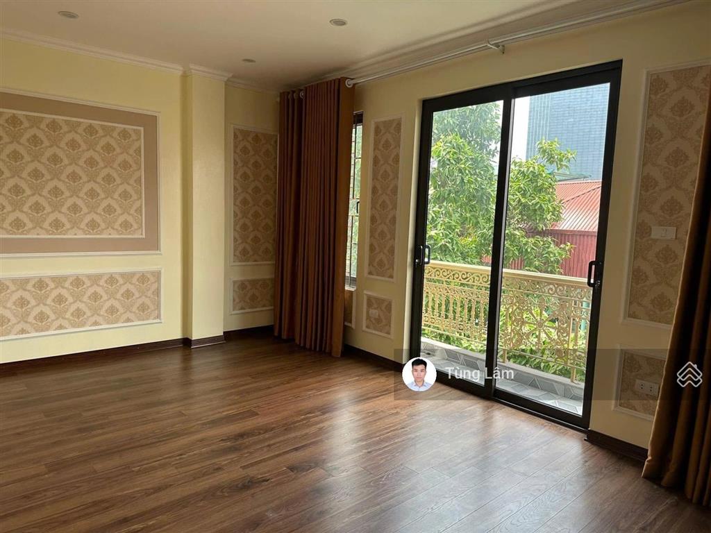 Vip phố cầu giấy, lô góc thoáng sáng, ngõ thông, cách ô tô 55m, gần mặt phố, dân xây, 35m2 * 5t