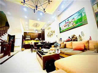 Cực hiếm, nhà mới đường cầu giấy, ba bước ra phố, ngõ 3.5m, tặng nội thất 35m2, 5 tầng