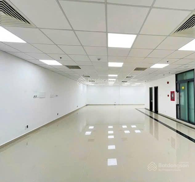 Cho thuê văn phòng mặt tiền đường hát giang tân bình 170m2 giá rẻ