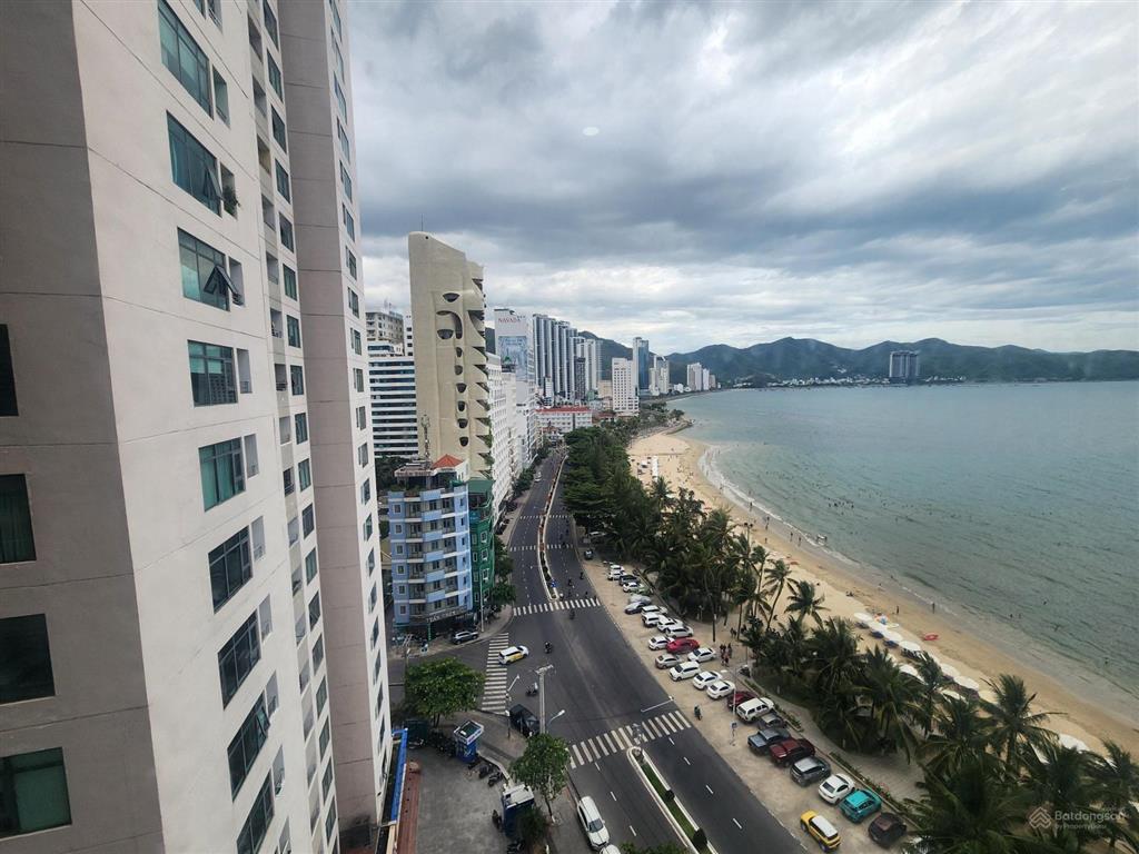 Căn góc siêu hiếm khó tìm view biển có 2 mặt thoáng. ngay 0989 271 ***