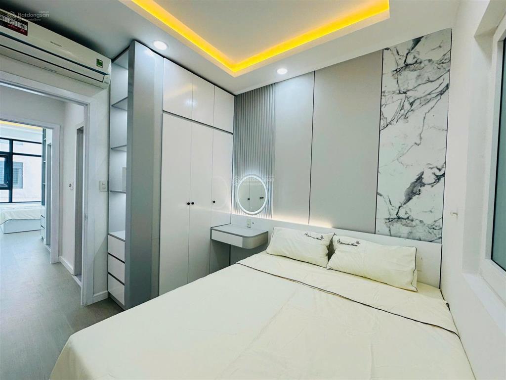 Không nên bỏ lỡ 1 căn hộ nằm tại tầng 12a mã căn 28 tòa oc1b view xéo biển, nội thất mới 99%