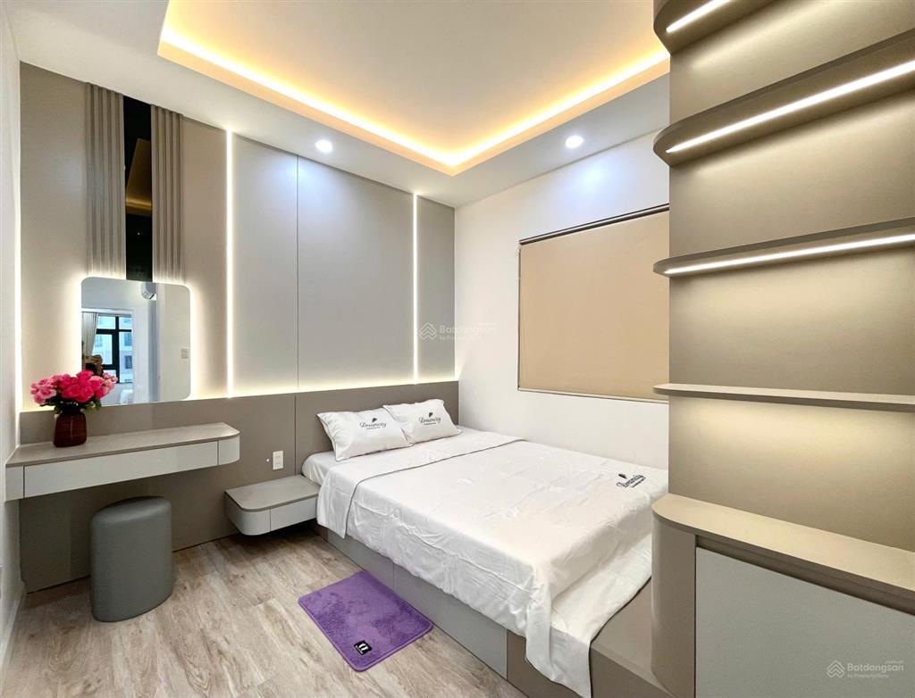 Một căn hộ nội thất mới chỉ việc xách vali vào ở, cách biển chỉ vài bước chân tại mt viễn triều