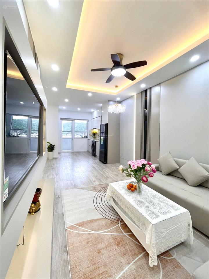 Một căn hộ nội thất mới chỉ việc xách vali vào ở, cách biển chỉ vài bước chân tại mt viễn triều