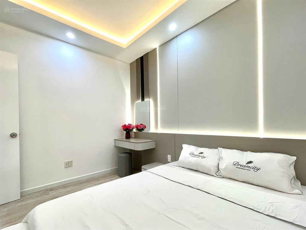 Một căn hộ nội thất mới chỉ việc xách vali vào ở, cách biển chỉ vài bước chân tại mt viễn triều