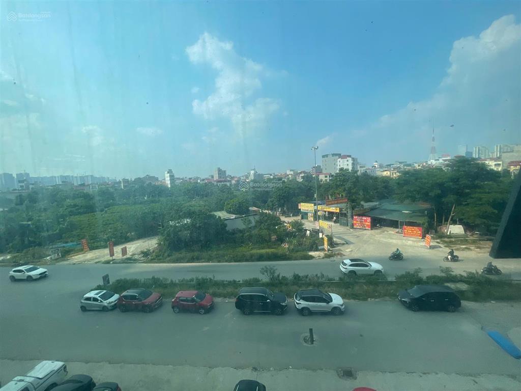 Cho thuê sàn thương mại 800m2 tầng 3 dự án thăng long city, đại mỗ giá chỉ 150.000đ/m2/tháng